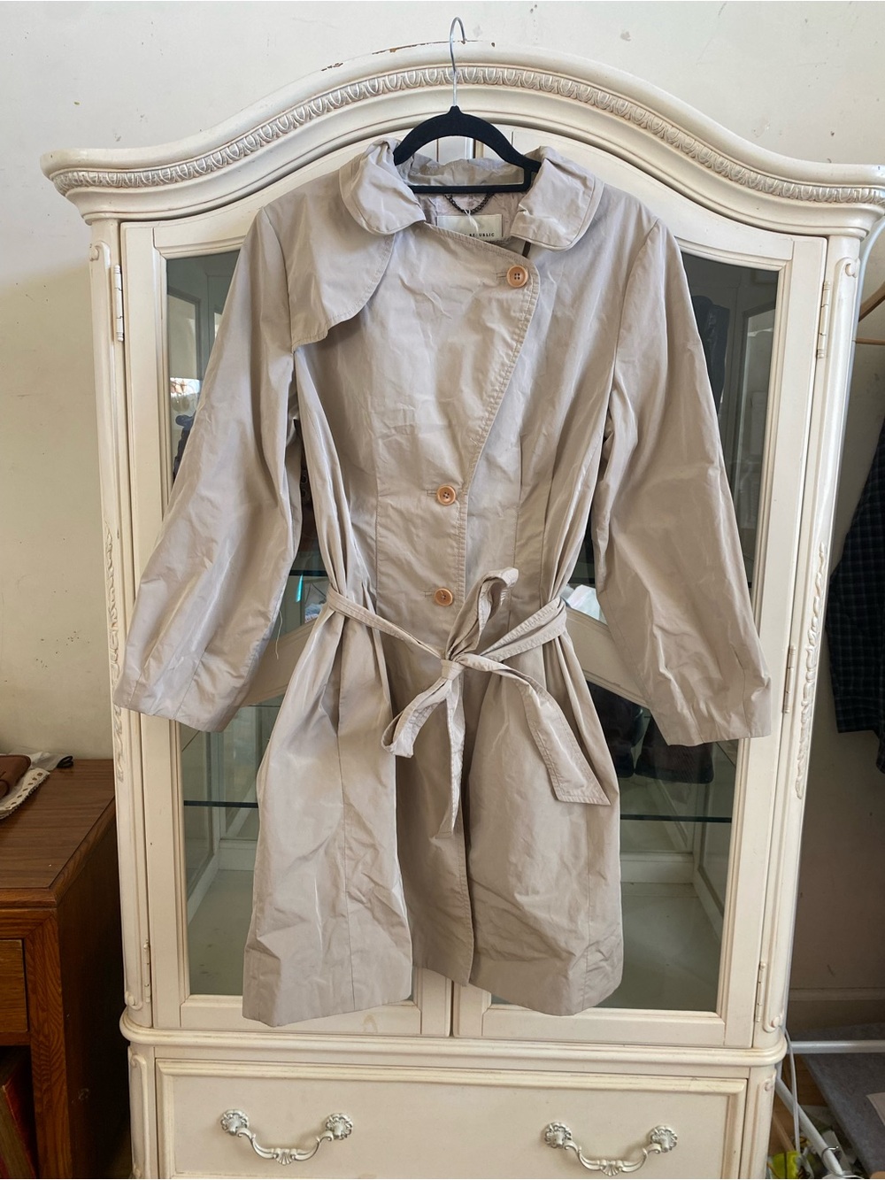 Banana Republic Beige Tie-Waist Trench Coat
